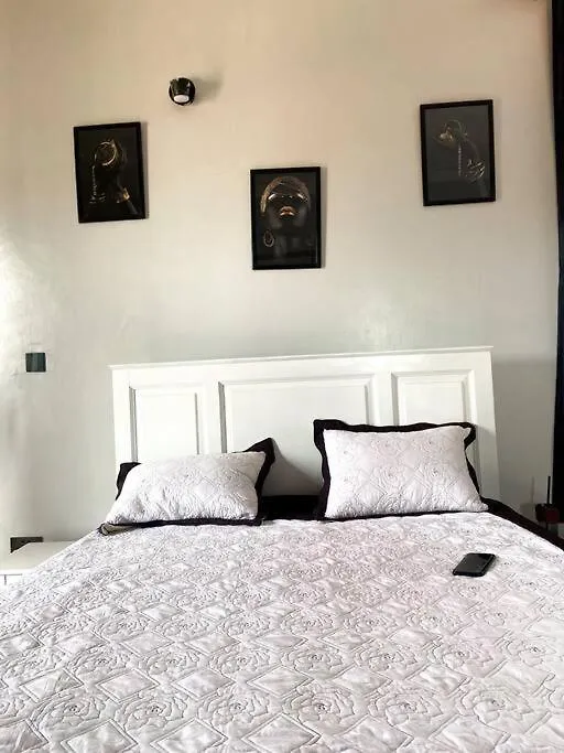 Delightful Studio Home 1 Kampala Apartment